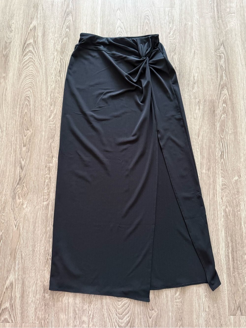 Abercrombie & Fitch Side Slit Maxi Skirt